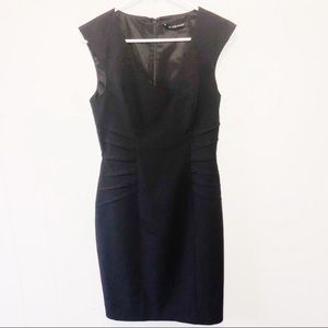 Black Halo Black Sleeveless Dress